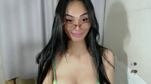 vikkylustfull online show from March 1, 2025, 8:10 pm