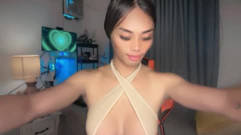vikkylustfull online show from August 6, 2026, 11:01 am