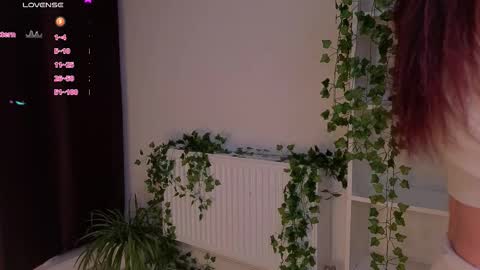 Vixi online show from March 23, 2026, 11:42 pm