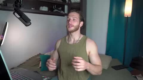 Snapshot of viktor_secret chatting on September 28, 2025, 4:18 am fansly VITEKsecret online show from September 28, 2025, 4:18 am