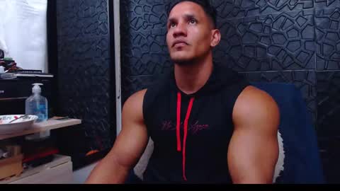 Viktor Herrera online show from December 7, 2024, 8:38 pm