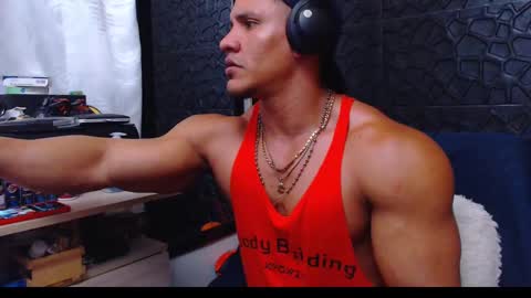 Viktor Herrera online show from December 10, 2024, 5:22 pm
