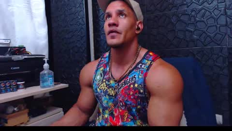 Viktor Herrera online show from December 11, 2024, 3:05 pm