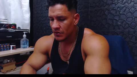 Viktor Herrera online show from December 14, 2024, 6:41 pm