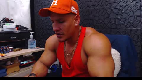 Viktor Herrera online show from December 26, 2024, 6:12 pm