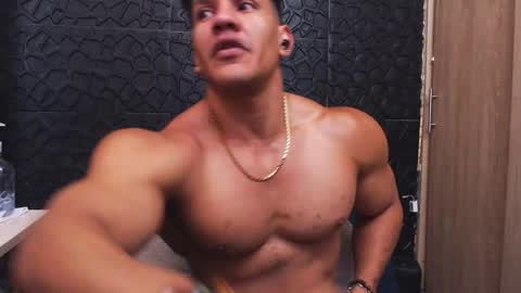 Viktor Herrera online show from October 30, 2025, 1:34 pm