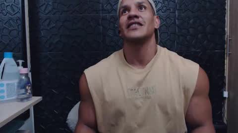 Snapshot of viktorherrera chatting on January 8, 2026, 3:09 am Viktor Herrera online show from January 8, 2026, 3:09 am