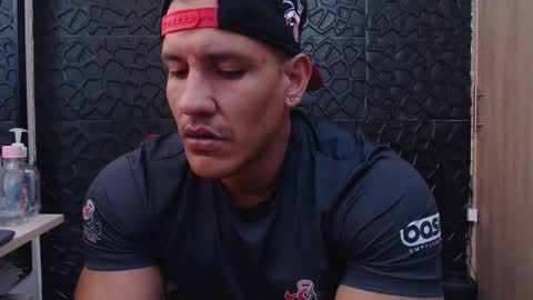 Snapshot of viktorherrera chatting on January 11, 2026, 6:46 pm Viktor Herrera online show from January 11, 2026, 6:46 pm