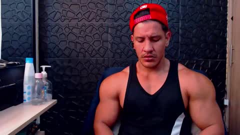 Snapshot of viktorherrera chatting on January 14, 2026, 3:28 pm Viktor Herrera online show from January 14, 2026, 3:28 pm