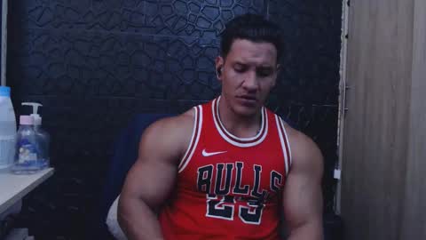 Snapshot of viktorherrera chatting on January 16, 2026, 1:37 pm Viktor Herrera online show from January 16, 2026, 1:37 pm