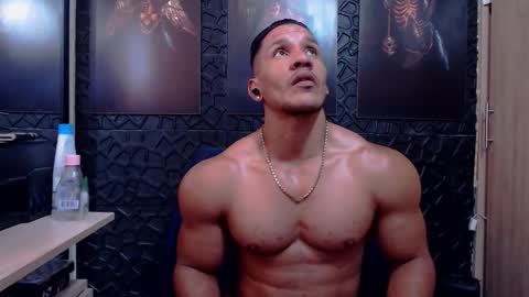 Viktor Herrera online show from March 4, 2026, 6:58 pm