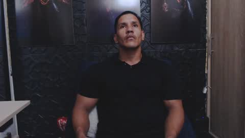 Viktor Herrera online show from May 10, 2026, 5:01 am