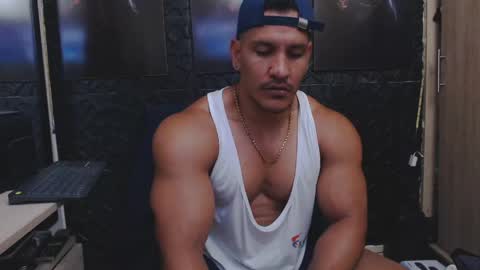 Viktor Herrera online show from May 24, 2026, 11:54 pm