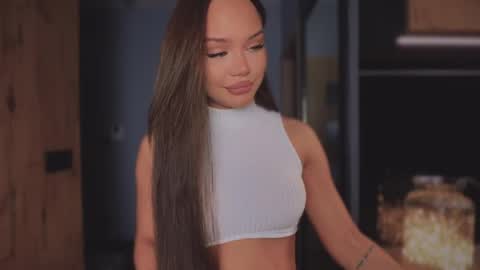 Snapshot of viktoria_www chatting on April 15, 2026, 7:54 pm Viktoria www online show from April 15, 2026, 7:54 pm