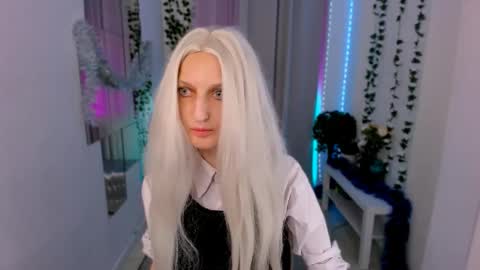 Viktoria online show from December 19, 2025, 10:33 am