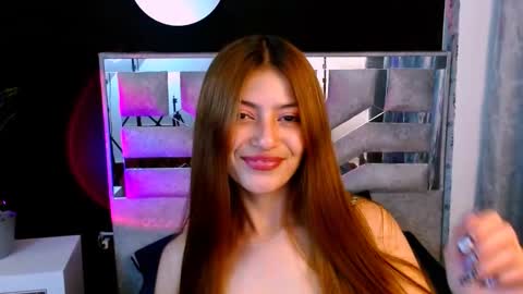 viky_evanss online show from November 5, 2025, 7:14 pm