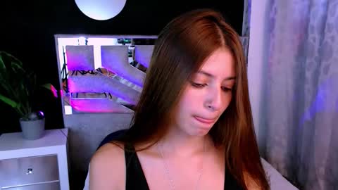 Snapshot of viky_evanss chatting on April 16, 2026, 5:58 pm viky_evanss online show from April 16, 2026, 5:58 pm