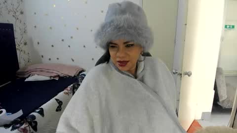 VIKY ADAMS online show from June 6, 2026, 1:16 pm