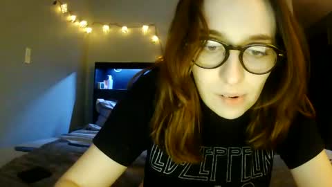 Vileshawtyy online show from July 5, 2026, 10:55 am