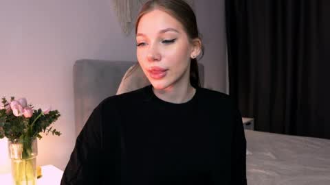 Snapshot of villanelle_dela chatting on April 4, 2026, 9:01 pm Villanelle online show from April 4, 2026, 9:01 pm