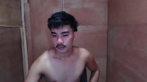 Snapshot of vin_17 chatting on February 10, 2026, 6:39 am Call me Marvin online show from February 10, 2026, 6:39 am