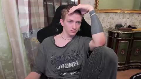 Dimoooooon online show from June 15, 2026, 3:53 am