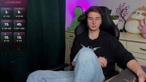 Vincent Strong online show from September 16, 2025, 2:18 pm