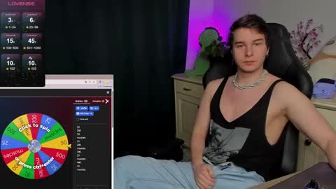 Vincent Strong online show from October 20, 2025, 8:37 am