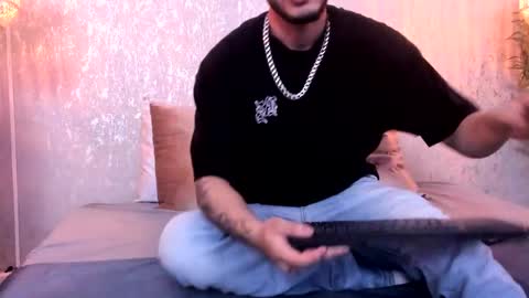 Vincent online show from September 16, 2025, 4:02 am