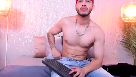 Vincent online show from September 18, 2025, 4:47 am