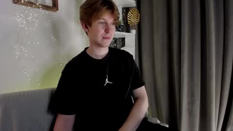 Snapshot of vincentpotts chatting on September 23, 2025, 6:05 am Vincent online show from September 23, 2025, 6:05 am