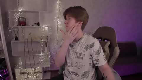 Snapshot of vincentpotts chatting on October 4, 2025, 5:38 am Vincent online show from October 4, 2025, 5:38 am