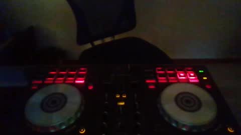 vinchase5000 online show from February 8, 2026, 1:53 am