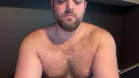 Snapshot of vinfaro27 chatting on November 6, 2025, 9:05 pm Vinfaro27 online show from November 6, 2025, 9:05 pm