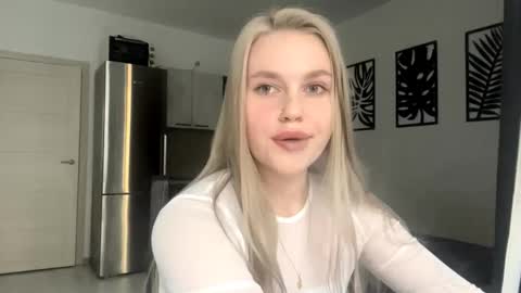 Maria online show from September 9, 2025, 3:44 pm
