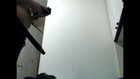 Snapshot of vinmin90 chatting on October 15, 2025, 9:37 pm Zenith online show from October 15, 2025, 9:37 pm