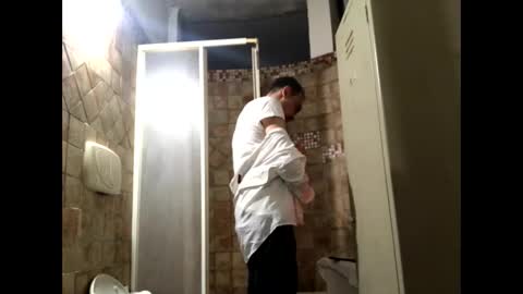 Snapshot of vinmin90 chatting on November 9, 2025, 11:03 pm Zenith online show from November 9, 2025, 11:03 pm