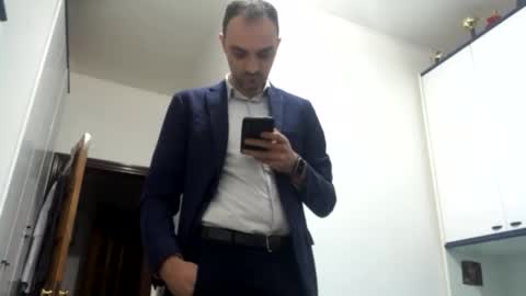 Snapshot of vinmin90 chatting on November 13, 2025, 4:17 pm Zenith online show from November 13, 2025, 4:17 pm