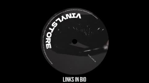 Snapshot of vinylstore chatting on January 7, 2025, 3:54 pm Diva Silvia online show from January 7, 2025, 3:54 pm