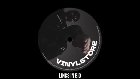 Snapshot of vinylstore chatting on January 11, 2025, 3:31 pm Diva Silvia online show from January 11, 2025, 3:31 pm