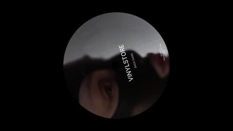 Snapshot of vinylstore chatting on January 23, 2025, 10:54 pm Diva Silvia online show from January 23, 2025, 10:54 pm