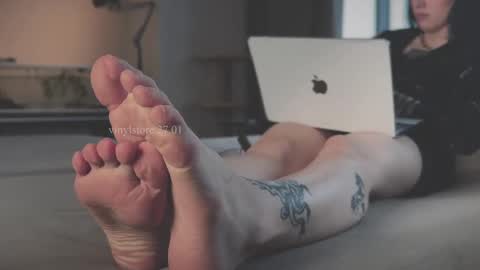 Snapshot of vinylstore chatting on January 27, 2025, 11:11 am Diva Silvia online show from January 27, 2025, 11:11 am