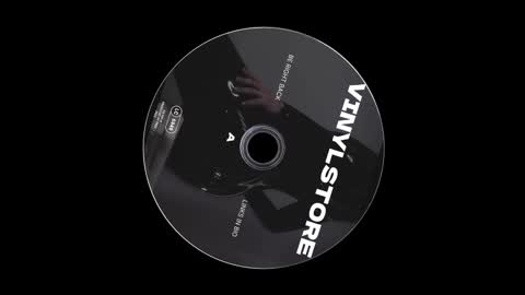 Snapshot of vinylstore chatting on February 17, 2025, 2:15 pm Diva Silvia online show from February 17, 2025, 2:15 pm