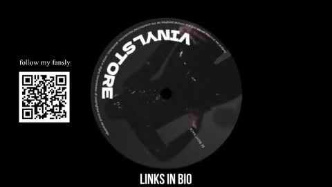 Snapshot of vinylstore chatting on March 9, 2025, 11:14 am Diva Silvia online show from March 9, 2025, 11:14 am