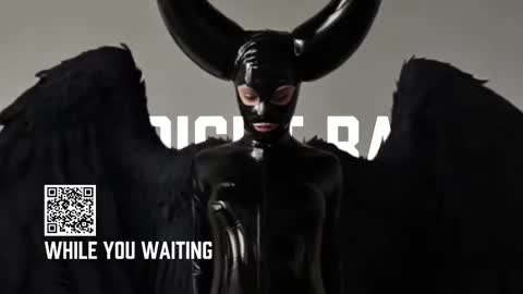 Snapshot of vinylstore chatting on October 8, 2025, 5:21 pm Diva Silvia online show from October 8, 2025, 5:21 pm