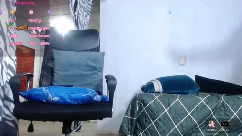 vinzent_lafed_ online show from February 27, 2026, 9:20 am