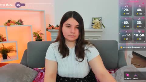 Snapshot of viola__shy chatting on September 18, 2025, 9:28 pm Viola online show from September 18, 2025, 9:28 pm