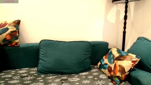 Snapshot of violafoxy chatting on December 18, 2024, 7:19 pm viola online show from December 18, 2024, 7:19 pm