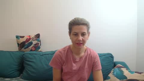 Snapshot of violafoxy chatting on January 16, 2025, 3:02 pm viola online show from January 16, 2025, 3:02 pm