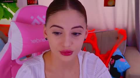 violaparkers online show from October 29, 2025, 9:11 am